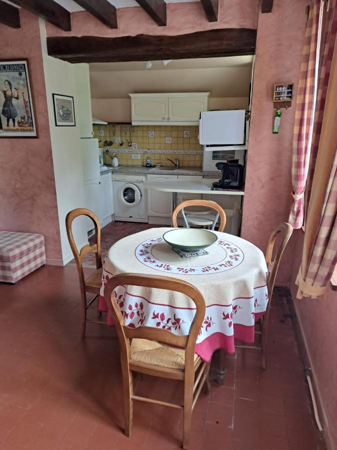 Domaine De Sainte Anne Bed & Breakfast Venoy Екстериор снимка